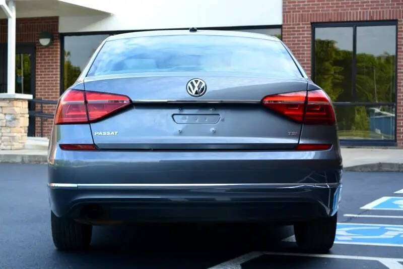 2016 Volkswagen Passat 1.8T S