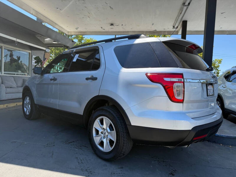 2014 Ford Explorer