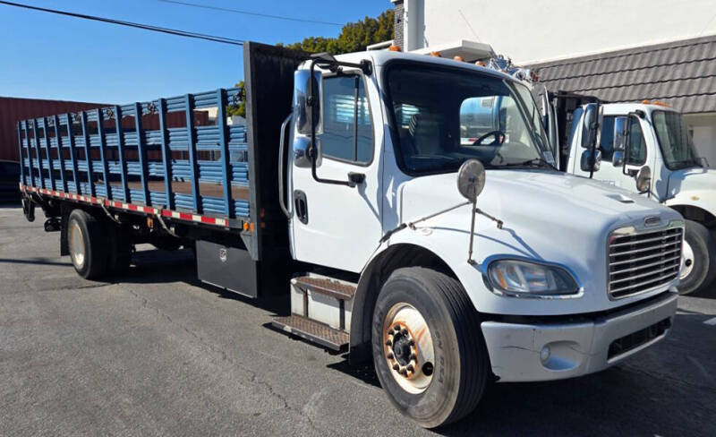 2014 Freightliner M2 106
