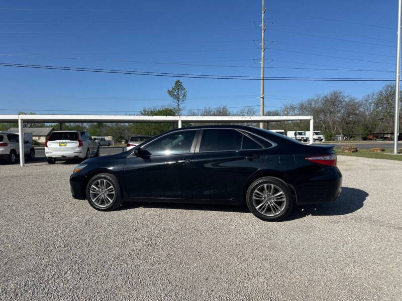 2016 Toyota Camry LE