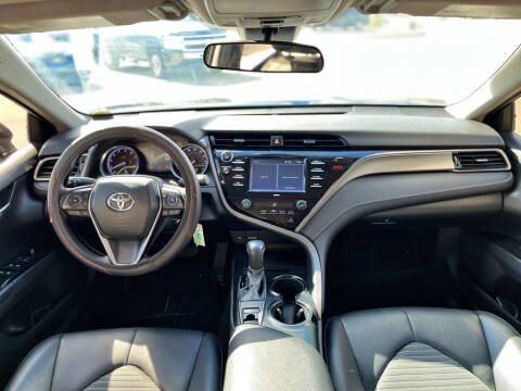 2020 Toyota Camry SE