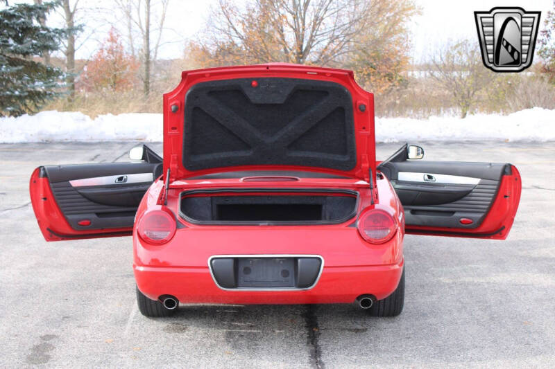 2002 Ford Thunderbird Deluxe