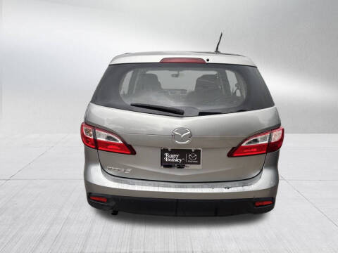 2014 Mazda MAZDA5 Sport