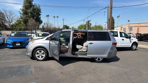 2017 Toyota Sienna L 7-Passenger