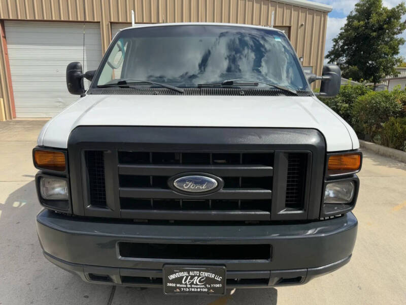 2011 Ford E-Series E-250