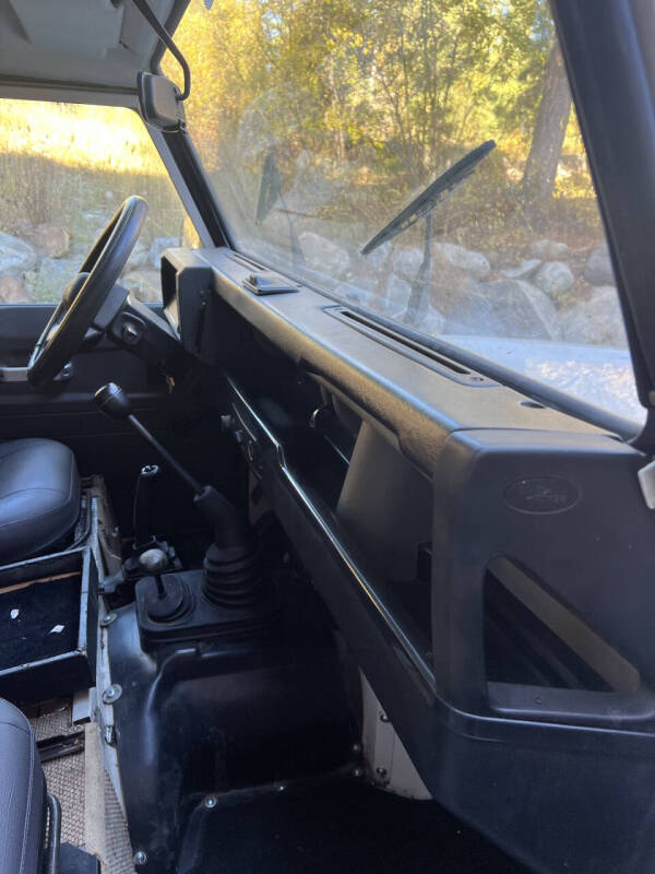 1999 Land Rover Defender