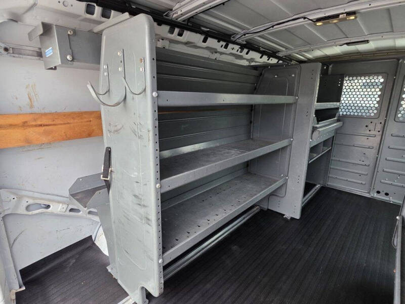 2016 Chevrolet Express 2500