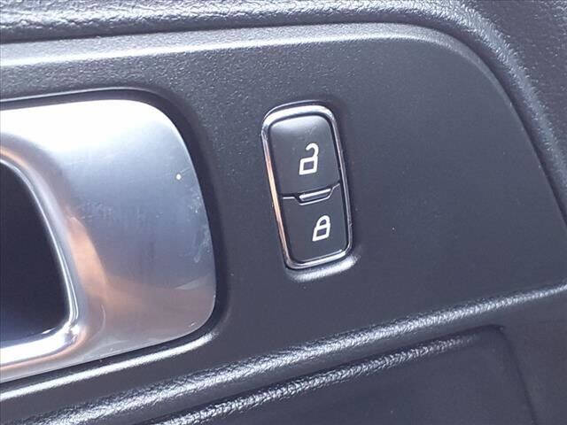 2022 Ford Mustang EcoBoost