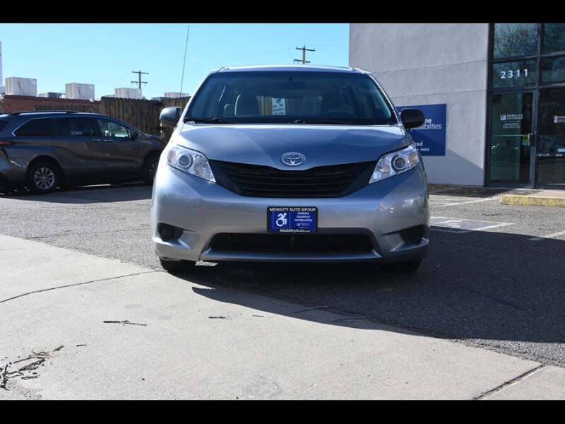2011 Toyota Sienna Base 7-Passenger
