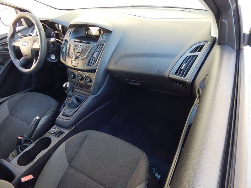 2012 Ford Focus S