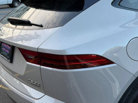 2018 Jaguar E-PACE P250 SE