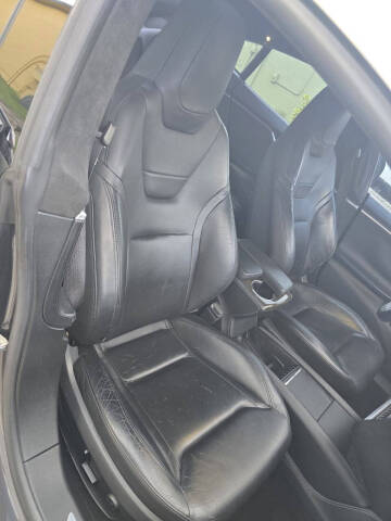 2015 Tesla Model S P85D