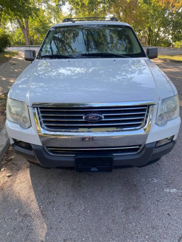 2006 Ford Explorer for sale at Carsland KC in Kansas City MO