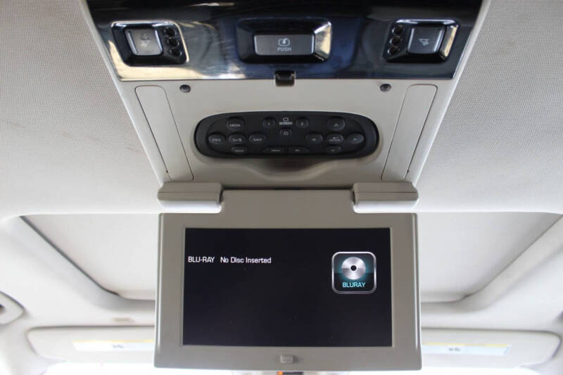 2015 Chevrolet Suburban LTZ