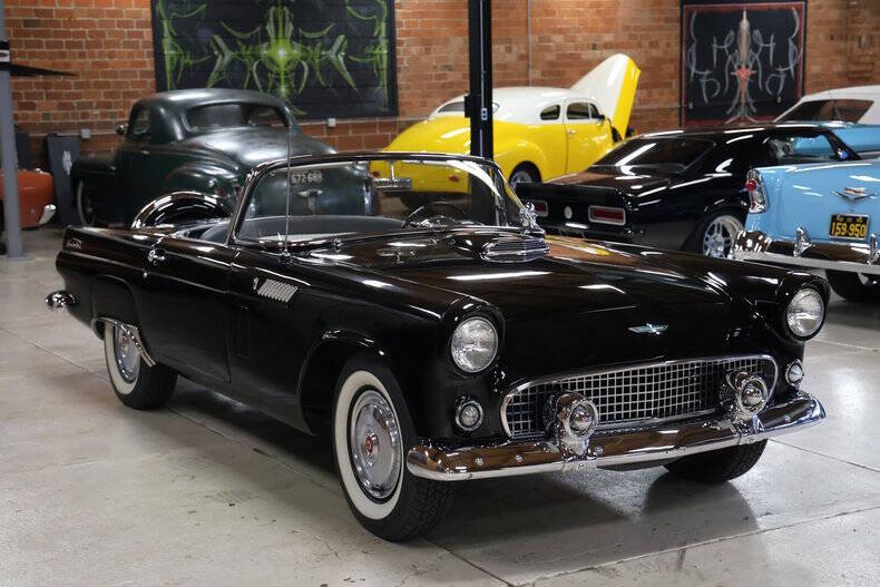 1956 Ford Thunderbird