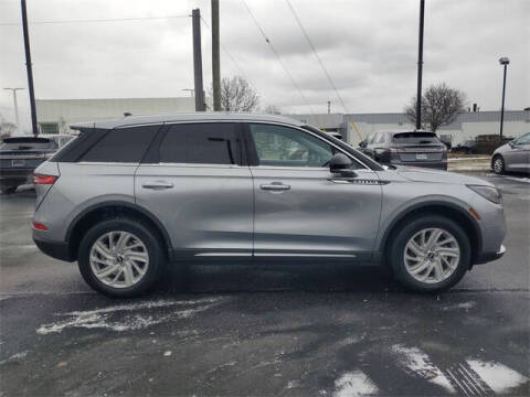 2022 Lincoln Corsair Standard