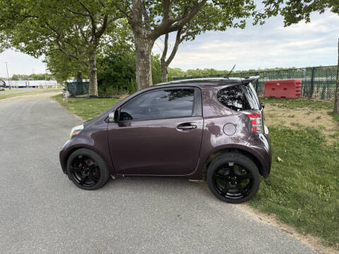 2014 Scion iQ