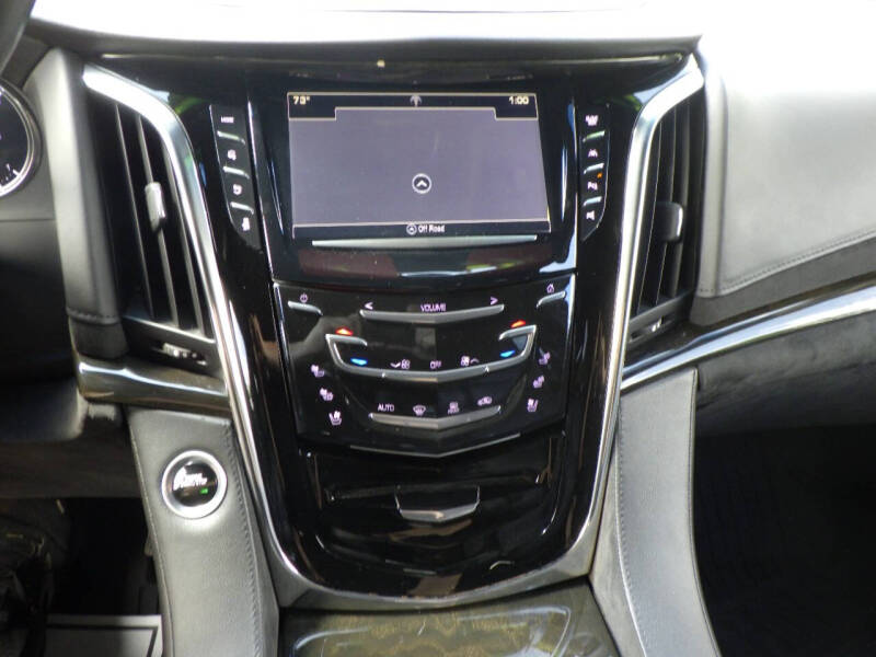 2017 Cadillac Escalade ESV Platinum