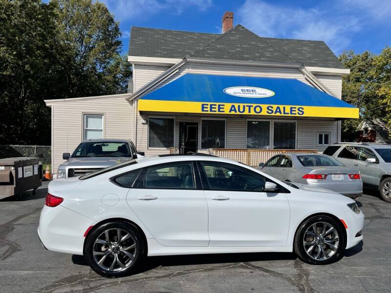 2015 Chrysler 200 for sale at EEE AUTO SERVICES AND SALES LLC in Cincinnati OH