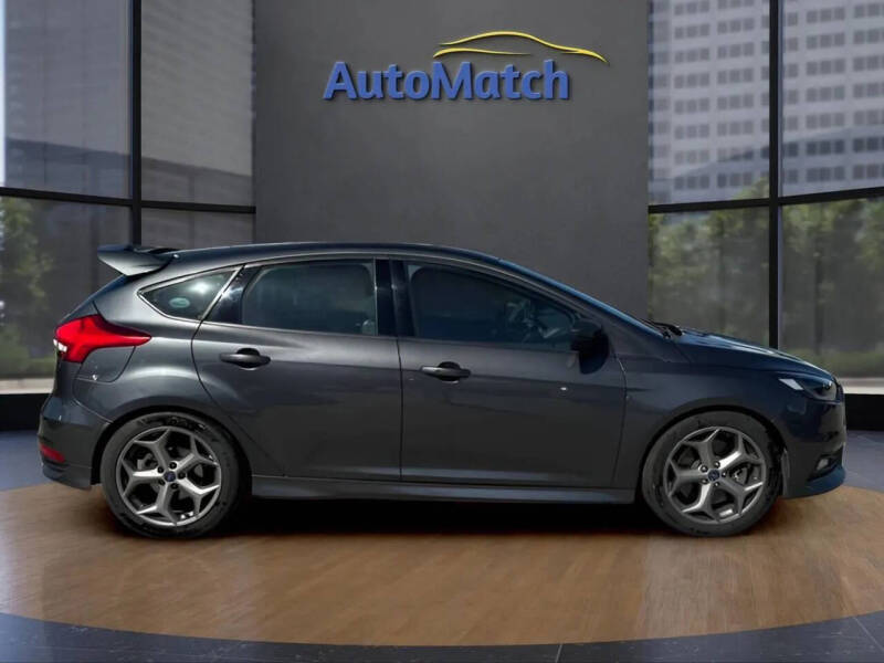 2017 Ford Focus ST