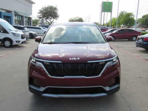 2023 Kia Carnival LX