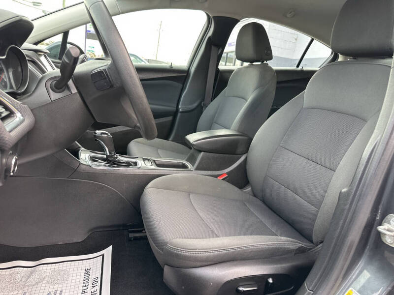 2017 Chevrolet Cruze LT Auto