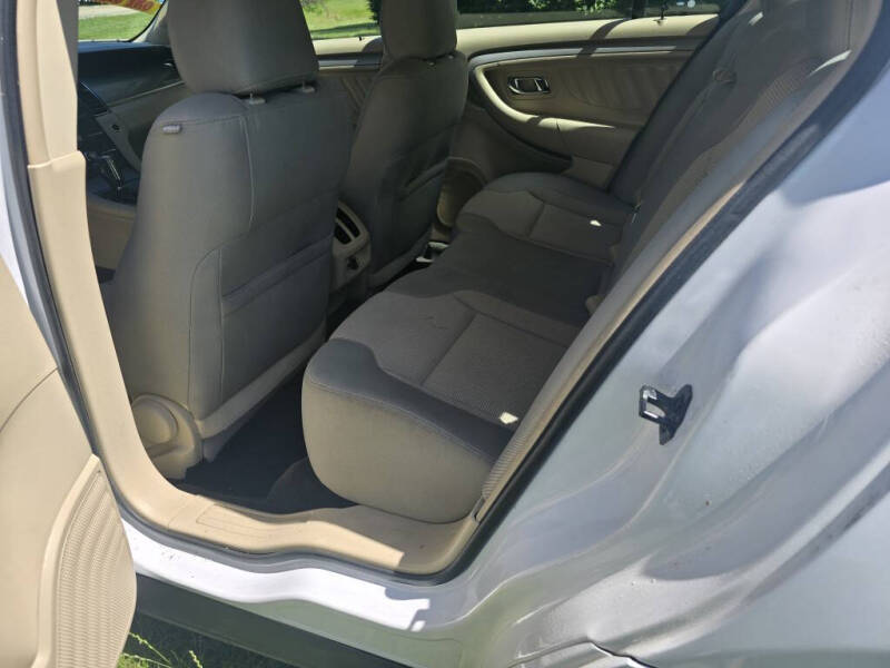 2014 Ford Taurus SEL