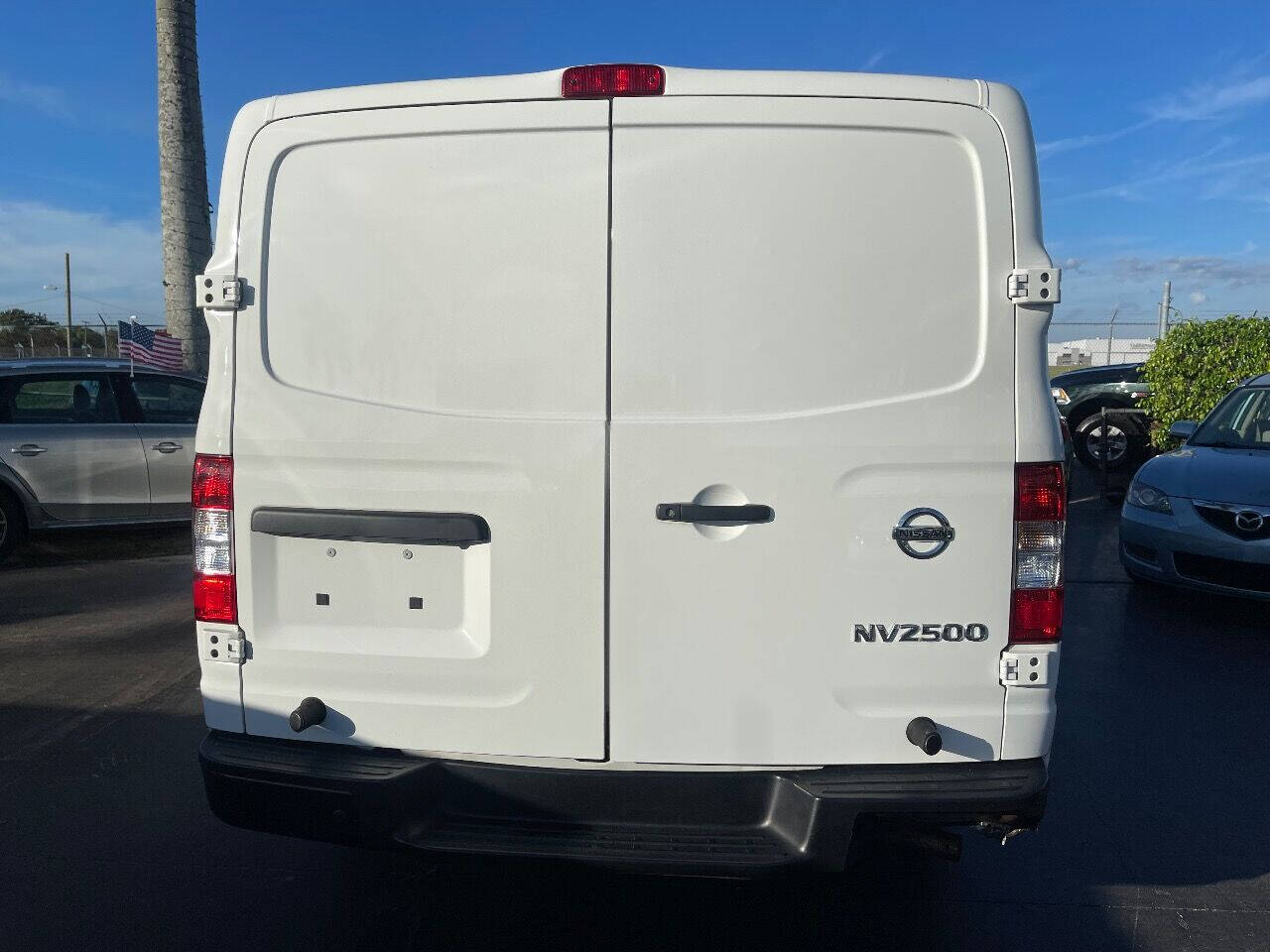 2019 NISSAN NV Van - $22,900