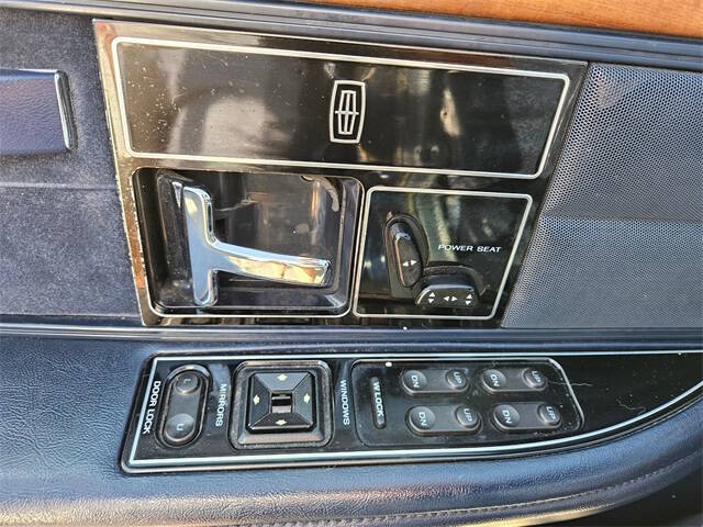 1994 Lincoln Continental Executive