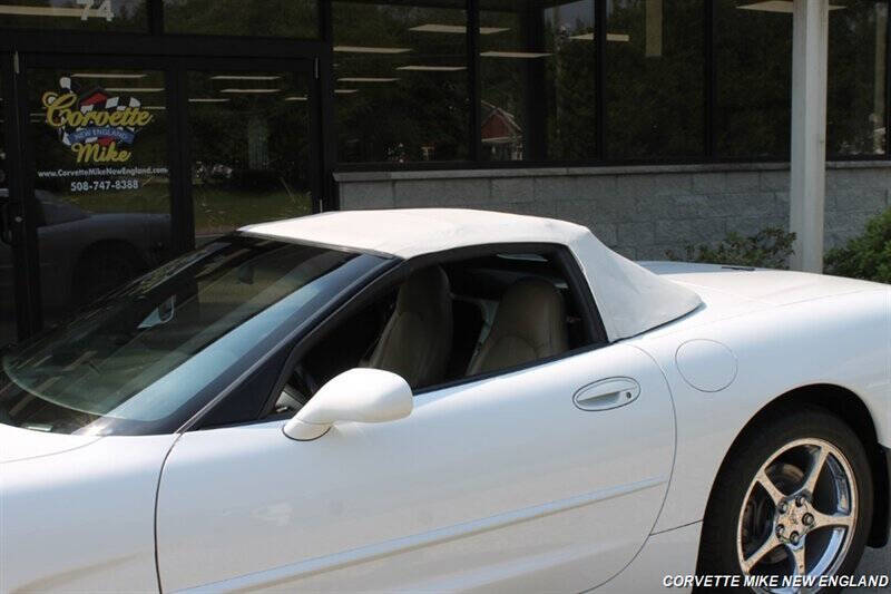 1999 Chevrolet Corvette 17