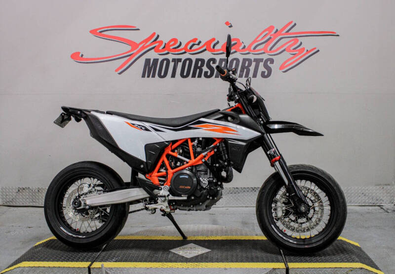 2019 KTM 690 SMC R