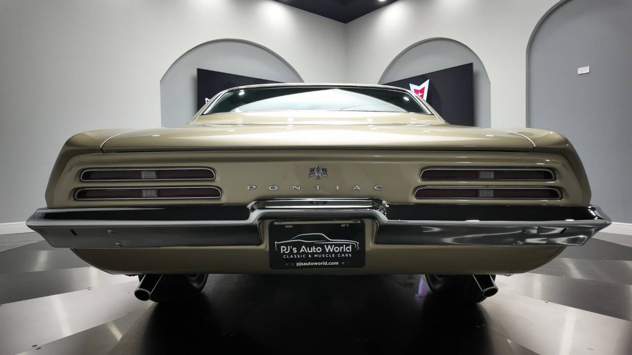 1969 Pontiac Firebird 22