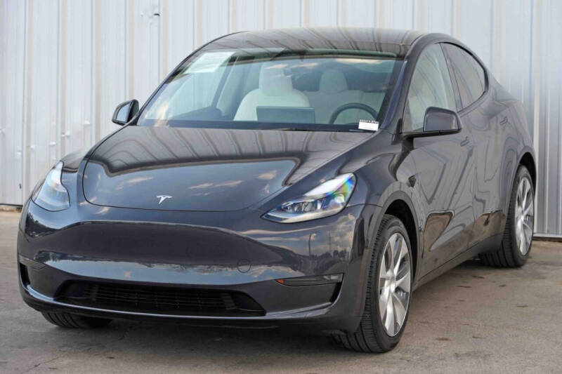2024 Tesla Model Y Long Range