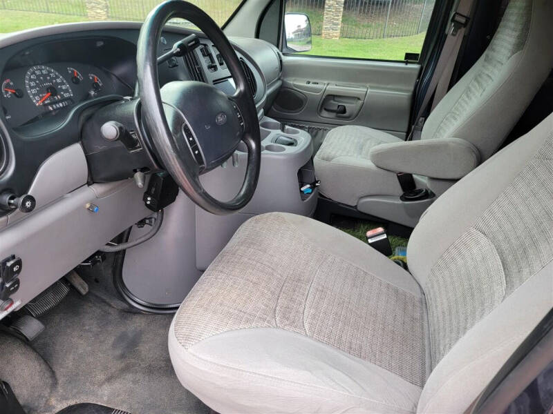2001 Ford E-Series E-350 SD