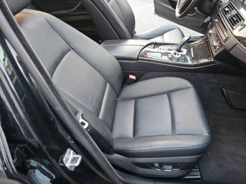 2013 BMW 5 Series 528i xDrive