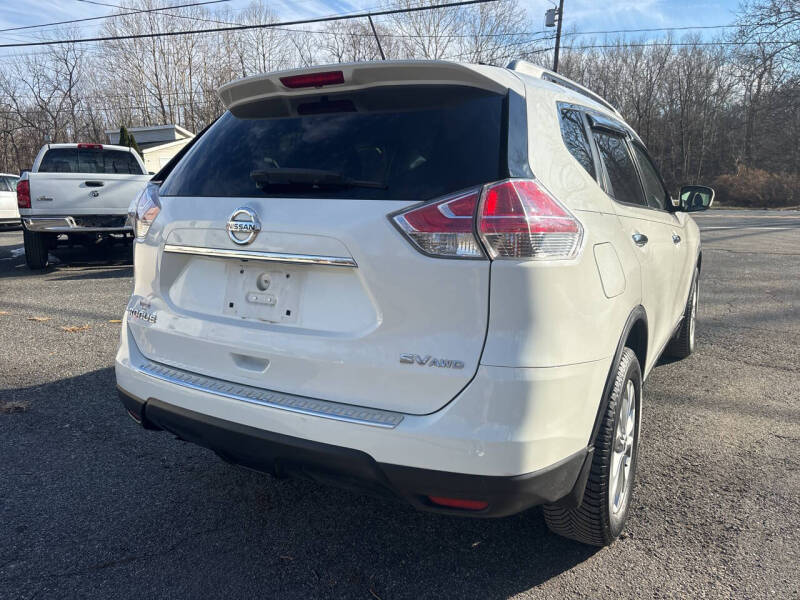 2015 Nissan Rogue SV