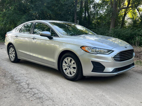 2019 Ford Fusion for sale at Western Star Auto Sales in Chicago IL