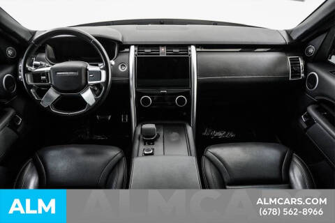 2022 Land Rover Discovery P300 S R-Dynamic