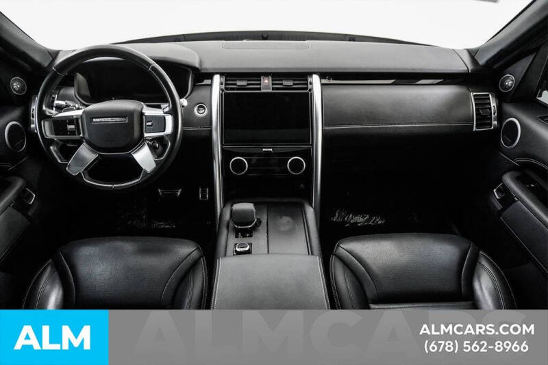 2022 Land Rover Discovery P300 S R-Dynamic