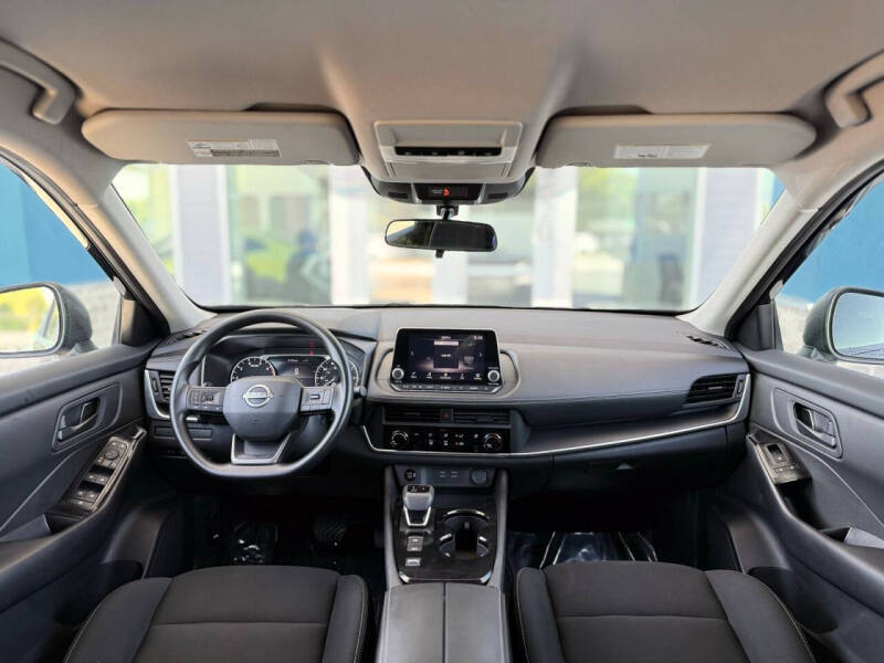 2025 Nissan Rogue S