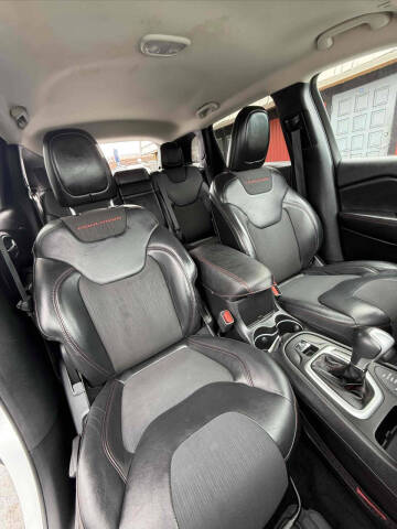 2018 Jeep Cherokee Trailhawk