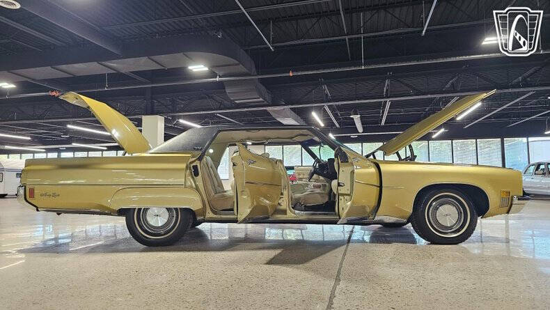 1972 Oldsmobile Ninety-Eight