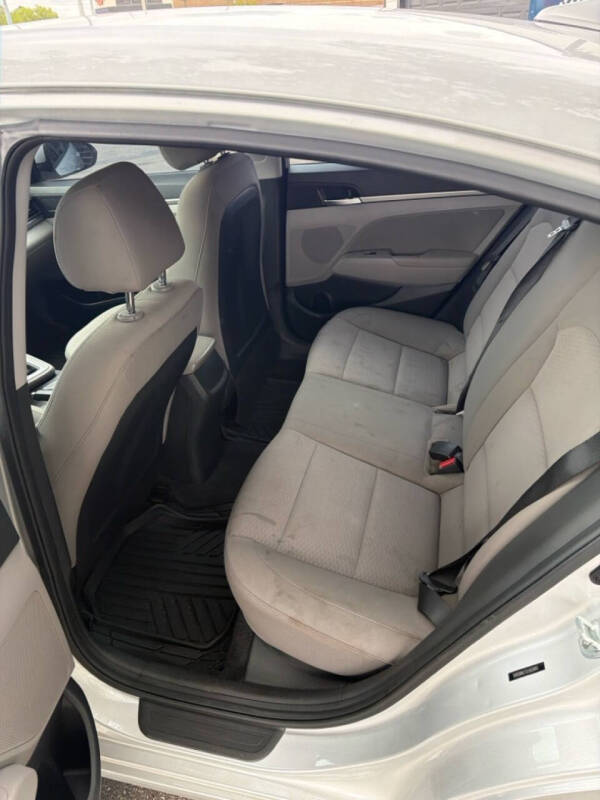 2020 Hyundai Elantra