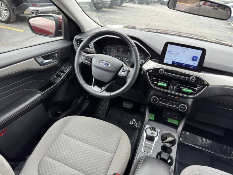2021 Ford Escape SE