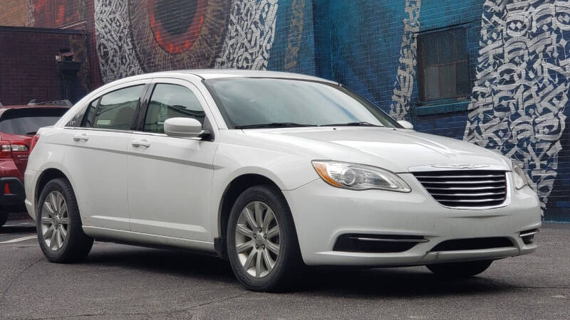 2013 Chrysler 200 for sale at Lexington Auto Store in Lexington KY