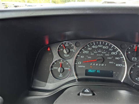 2023 Chevrolet Express 2500