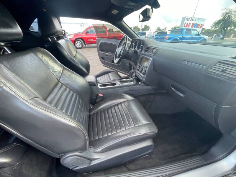 2012 Dodge Challenger R/T Plus