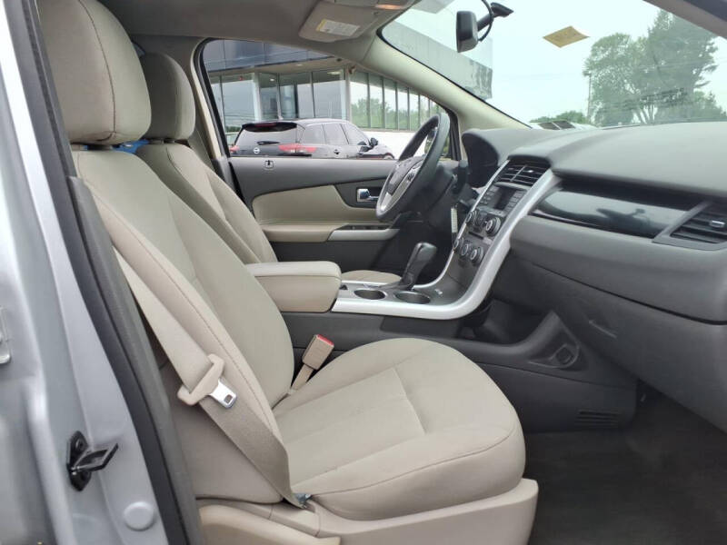 2014 Ford Edge SE