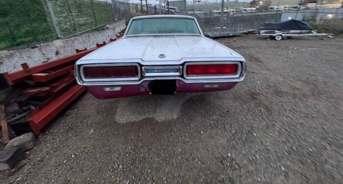 1965 Ford Thunderbird