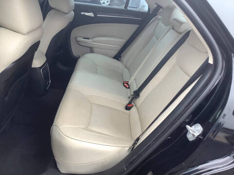 2018 Chrysler 300 Limited